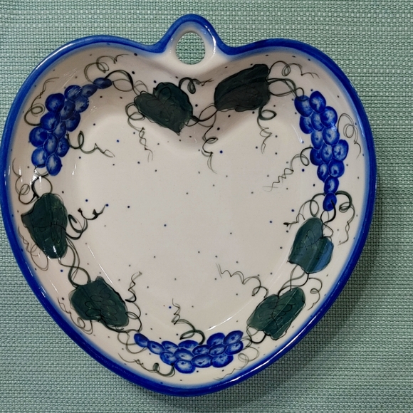 Unikat Polish Pottery Heart Shaped Dish 7-3/4" Blue Flowers EUC - Picture 1 of 9